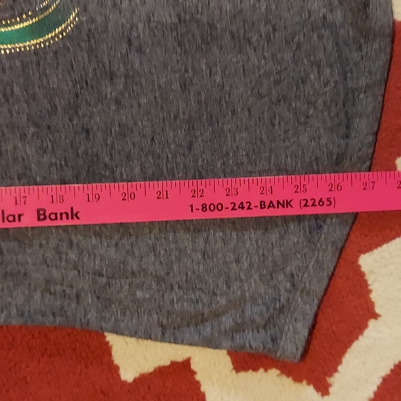 EUC gray t shirt with gold and green shamrocks size XXXL - Picture 5 of 5